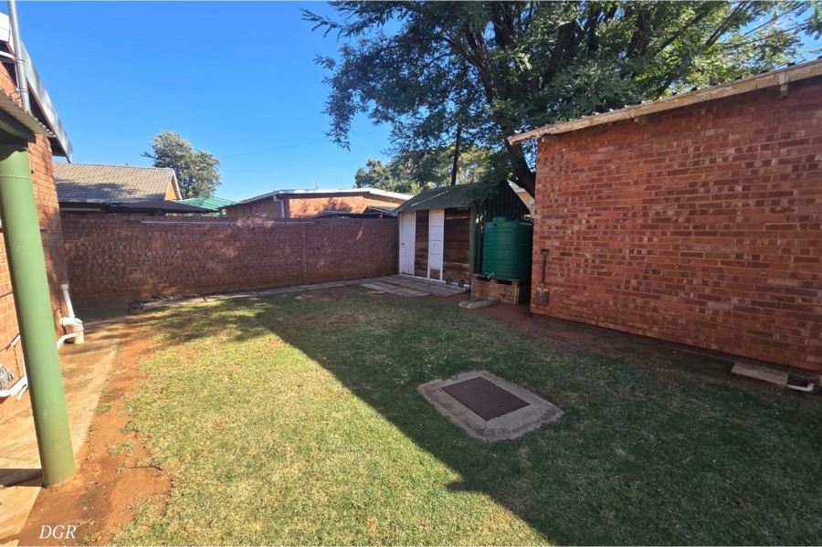 7 Bedroom Property for Sale in Cassandra Northern Cape